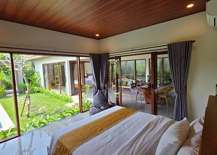 A Slice Of Private Life Ubud (Bali)