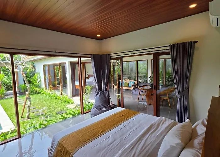 A Slice Of Private Life Villa